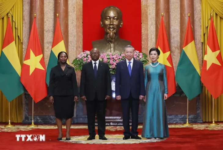 Tổng Bí thư, Chủ tịch nước Tô Lâm chủ trì lễ đón chính thức Tổng thống Guinea-Bissau - Ảnh 5. Tổng Bí thư, Chủ tịch nước Tô Lâm chủ trì lễ đón chính thức Tổng thống Guinea-Bissau - Ảnh 5.