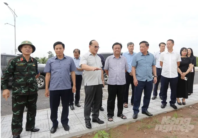 Thái Bình: Trên 18.000 người dân được di dời đến nơi an toàn để tránh bão số 3 - Ảnh 1. Thái Bình: Trên 18.000 người dân được di dời đến nơi an toàn để tránh bão số 3 - Ảnh 1.