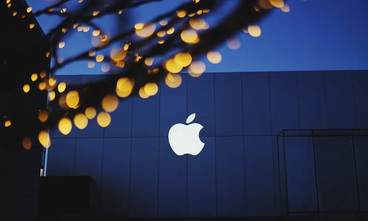 iPhone 16: “Bệ phóng” cho cổ phiếu Apple? - Ảnh 1. iPhone 16: “Bệ phóng” cho cổ phiếu Apple? - Ảnh 1.