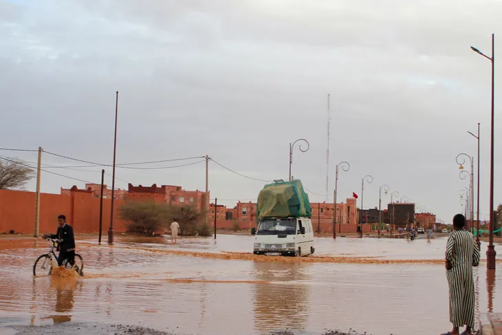 Lũ lụt nghiêm trọng ở Morocco khiến ít nhất 11 người thiệt mạng - Ảnh 1.