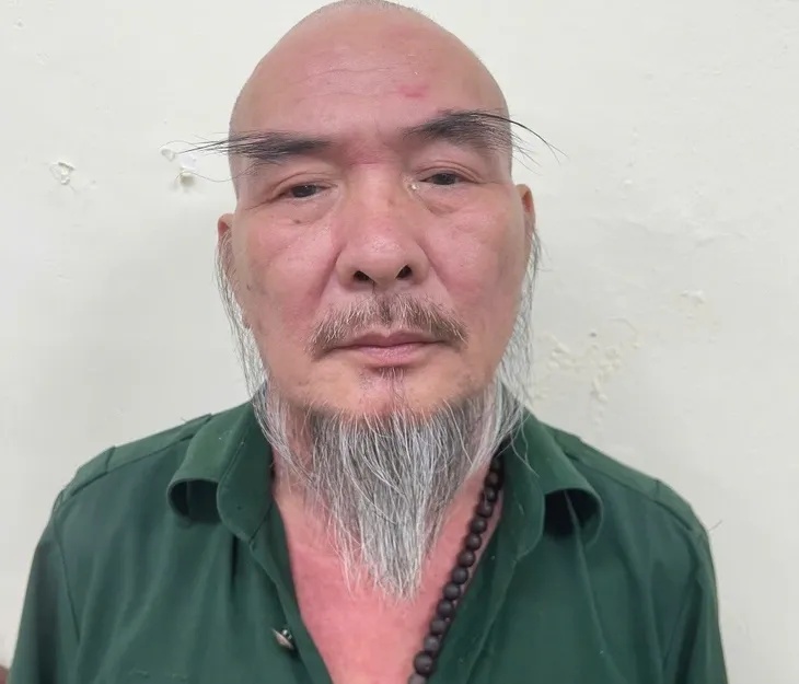 Bắt đối tượng “Ngọc say” tự xưng thương binh gây rối trật tự công cộng - Ảnh 1. Bắt đối tượng “Ngọc say” tự xưng thương binh gây rối trật tự công cộng - Ảnh 1.