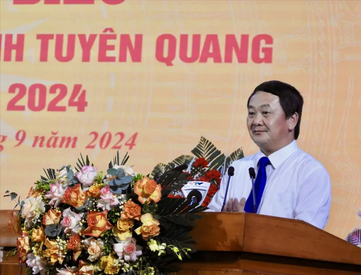 Tuyên Quang: Đặt mục tiêu đến năm 2029 tỷ lệ hộ nghèo dân tộc thiểu số giảm xuống dưới 10% - Ảnh 4. Tuyên Quang: Đặt mục tiêu đến năm 2029 tỷ lệ hộ nghèo dân tộc thiểu số giảm xuống dưới 10% - Ảnh 4.