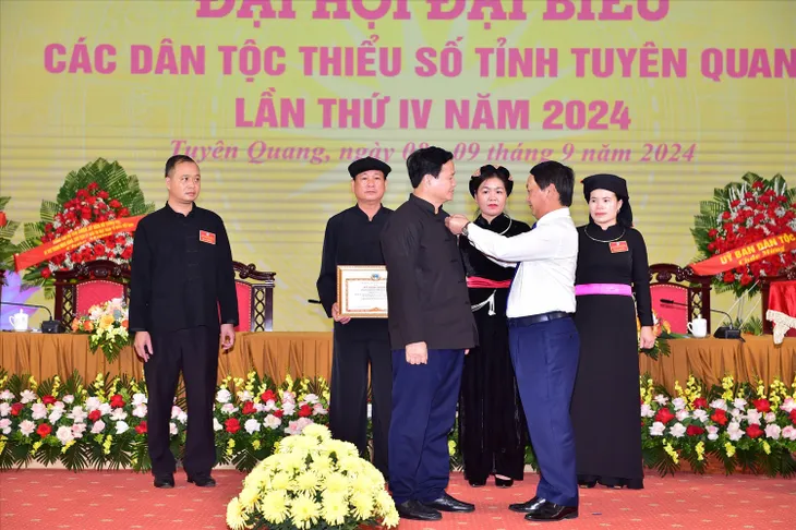 Tuyên Quang: Đặt mục tiêu đến năm 2029 tỷ lệ hộ nghèo dân tộc thiểu số giảm xuống dưới 10% - Ảnh 5. Tuyên Quang: Đặt mục tiêu đến năm 2029 tỷ lệ hộ nghèo dân tộc thiểu số giảm xuống dưới 10% - Ảnh 5.