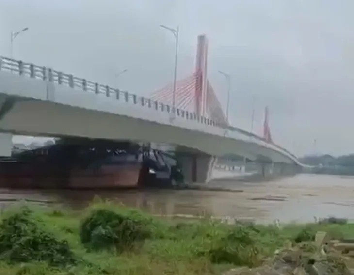 Phú Thọ: Cấm cầu Vĩnh Phú để đảm bảo an toàn cho người dân - Ảnh 4.