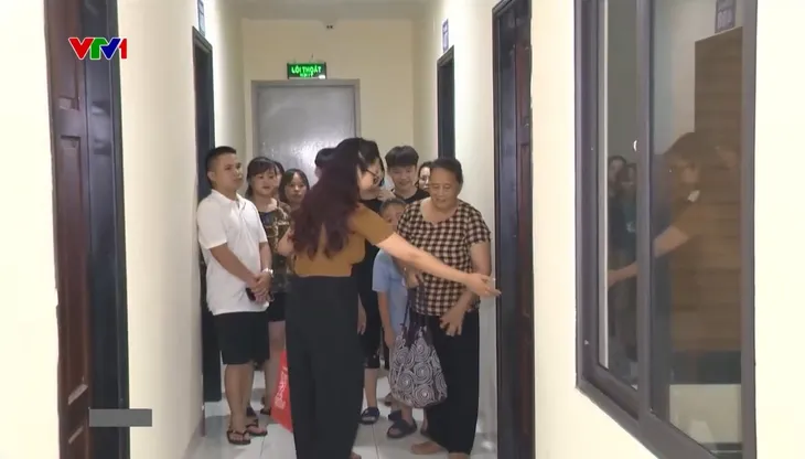 Chủ khách sạn dành toàn bộ 30 phòng cho người dân vùng lụt - Ảnh 1. Chủ khách sạn dành toàn bộ 30 phòng cho người dân vùng lụt - Ảnh 1.