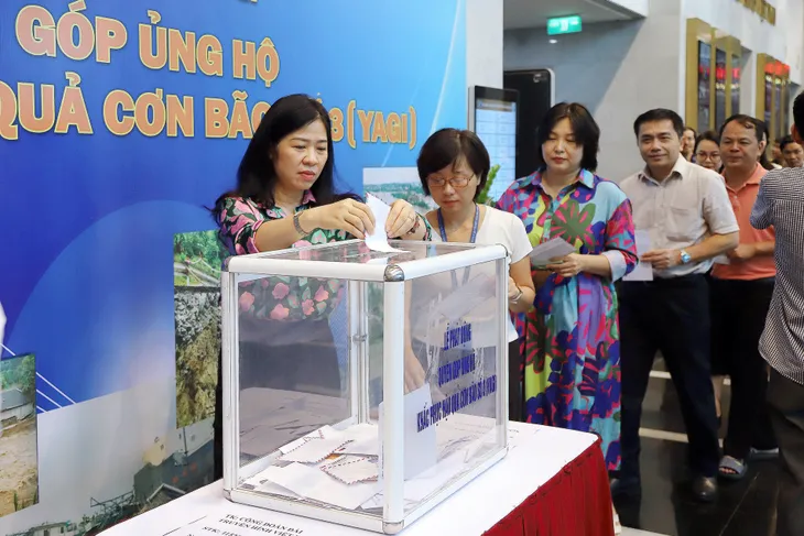 Đài THVN phát động ủng hộ khắc phục hậu quả bão số 3 và hỗ trợ đồng bào bị thiệt hại vì bão lũ - Ảnh 14.