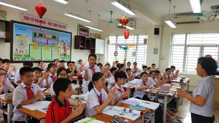 TP Hạ Long đã dần trở lại nhịp sống bình thường - Ảnh 4. TP Hạ Long đã dần trở lại nhịp sống bình thường - Ảnh 4.