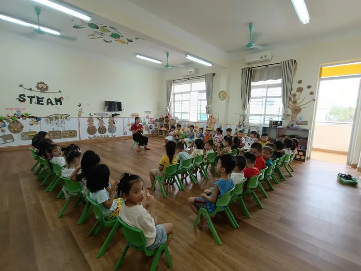 TP Hạ Long đã dần trở lại nhịp sống bình thường - Ảnh 3. TP Hạ Long đã dần trở lại nhịp sống bình thường - Ảnh 3.