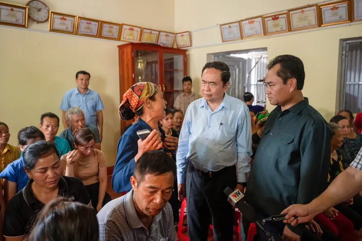 Chủ tịch Quốc hội trao 30 tỷ đồng hỗ trợ khắc phục hậu quả bão số 3 và mưa lũ tại Thái Nguyên - Ảnh 7. Chủ tịch Quốc hội trao 30 tỷ đồng hỗ trợ khắc phục hậu quả bão số 3 và mưa lũ tại Thái Nguyên - Ảnh 7.