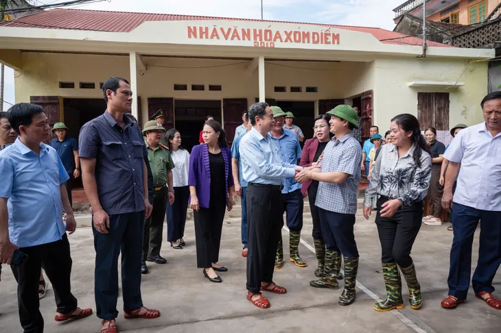 Chủ tịch Quốc hội trao 30 tỷ đồng hỗ trợ khắc phục hậu quả bão số 3 và mưa lũ tại Thái Nguyên - Ảnh 6. Chủ tịch Quốc hội trao 30 tỷ đồng hỗ trợ khắc phục hậu quả bão số 3 và mưa lũ tại Thái Nguyên - Ảnh 6.