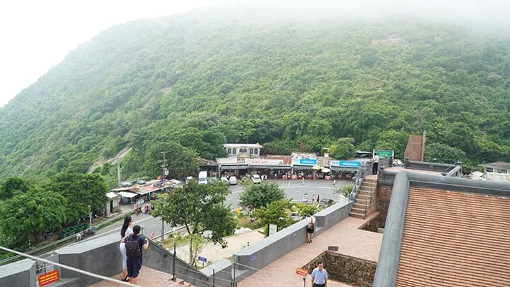 Huế và Đà Nẵng phối hợp bảo tồn di tích Hải Vân Quan - Ảnh 1. Huế và Đà Nẵng phối hợp bảo tồn di tích Hải Vân Quan - Ảnh 1.
