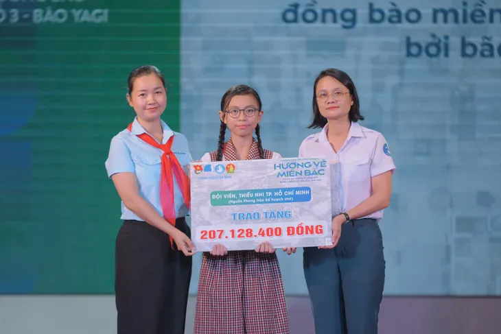 Tuổi trẻ TP Hồ Chí Minh chung tay hướng về đồng bào Miền Bắc - Ảnh 7. Tuổi trẻ TP Hồ Chí Minh chung tay hướng về đồng bào Miền Bắc - Ảnh 7.