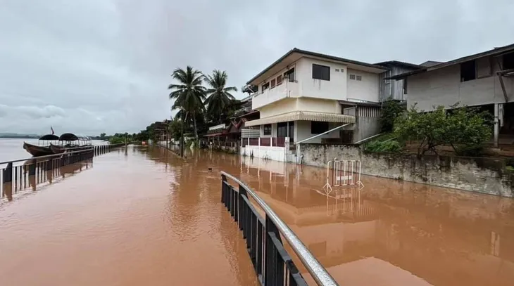 Nguy cơ nước sông Mekong tại Thái Lan tràn bờ gây lũ lụt nghiêm trọng - Ảnh 1. Nguy cơ nước sông Mekong tại Thái Lan tràn bờ gây lũ lụt nghiêm trọng - Ảnh 1.