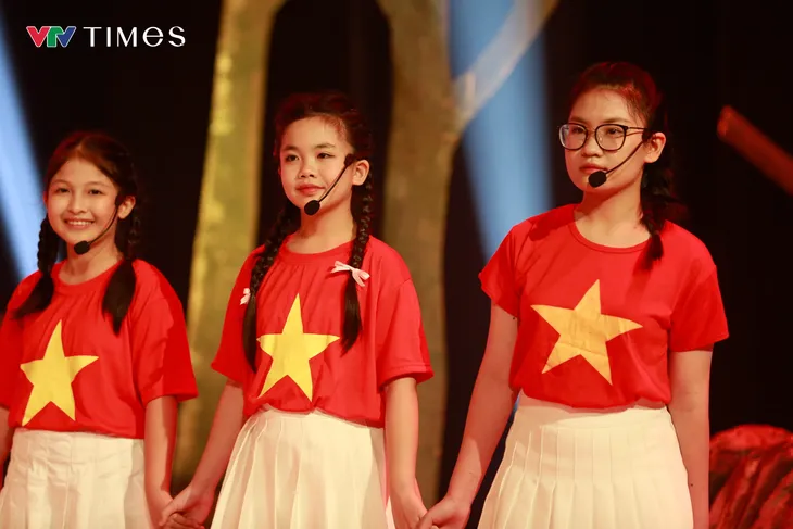 Chương trình Điểm tựa Việt Nam: Xúc động và ý nghĩa - Ảnh 14. Chương trình Điểm tựa Việt Nam: Xúc động và ý nghĩa - Ảnh 14.