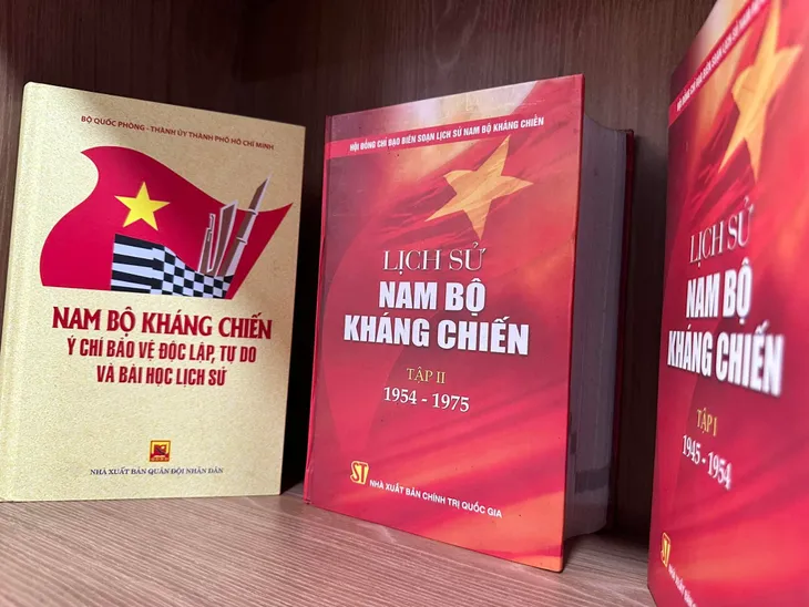 Ra mắt Không gian trải nghiệm Thư viện số Nguyễn An Ninh - Chuyên đề Nam Bộ - Ảnh 5. Ra mắt Không gian trải nghiệm Thư viện số Nguyễn An Ninh - Chuyên đề Nam Bộ - Ảnh 5.