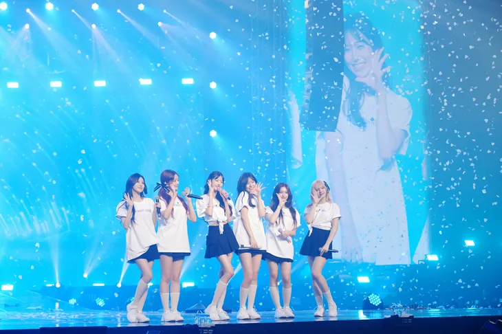 IVE cháy vé hàng loạt concert trong tour diễn thế giới đầu tiên - Ảnh 1. IVE cháy vé hàng loạt concert trong tour diễn thế giới đầu tiên - Ảnh 1.