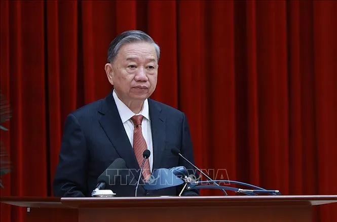Khai mạc Hội nghị lần thứ 10 Ban Chấp hành Trung ương Đảng Cộng sản Việt Nam khóa XIII - Ảnh 6. Khai mạc Hội nghị lần thứ 10 Ban Chấp hành Trung ương Đảng Cộng sản Việt Nam khóa XIII - Ảnh 6.