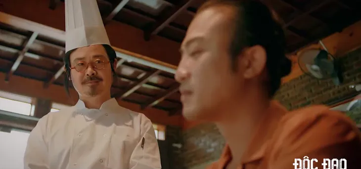 Độc đạo - Tập 9: Quân già cao tay giả làm đầu bếp tiếp cận Hồng - Ảnh 1. Độc đạo - Tập 9: Quân già cao tay giả làm đầu bếp tiếp cận Hồng - Ảnh 1.