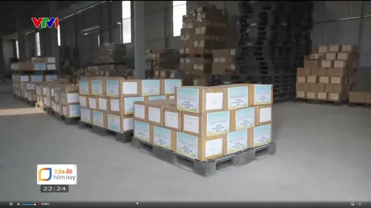 Cần bổ sung hơn 20 triệu sách giáo khoa cho các trường học bị ảnh hưởng bởi bão số 3 - Ảnh 5. Cần bổ sung hơn 20 triệu sách giáo khoa cho các trường học bị ảnh hưởng bởi bão số 3 - Ảnh 5.
