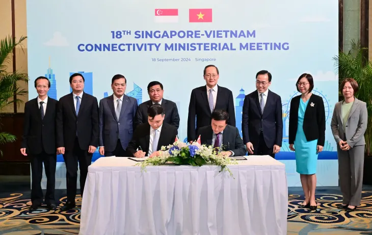 Việt Nam - Singapore thảo luận xây dựng lưới điện ASEAN - Ảnh 1. Việt Nam - Singapore thảo luận xây dựng lưới điện ASEAN - Ảnh 1.