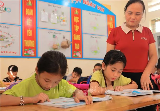 Ổn định việc ăn, ở và học tập cho 107 học sinh thôn Làng Nủ - Ảnh 1. Ổn định việc ăn, ở và học tập cho 107 học sinh thôn Làng Nủ - Ảnh 1.