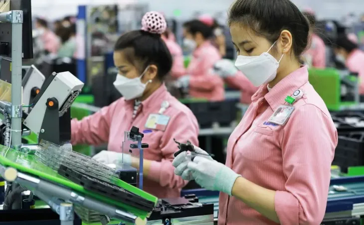 Việt Nam sẽ có 50.000 kĩ sư ngành công nghiệp bán dẫn vào năm 2030 - Ảnh 1. Việt Nam sẽ có 50.000 kĩ sư ngành công nghiệp bán dẫn vào năm 2030 - Ảnh 1.