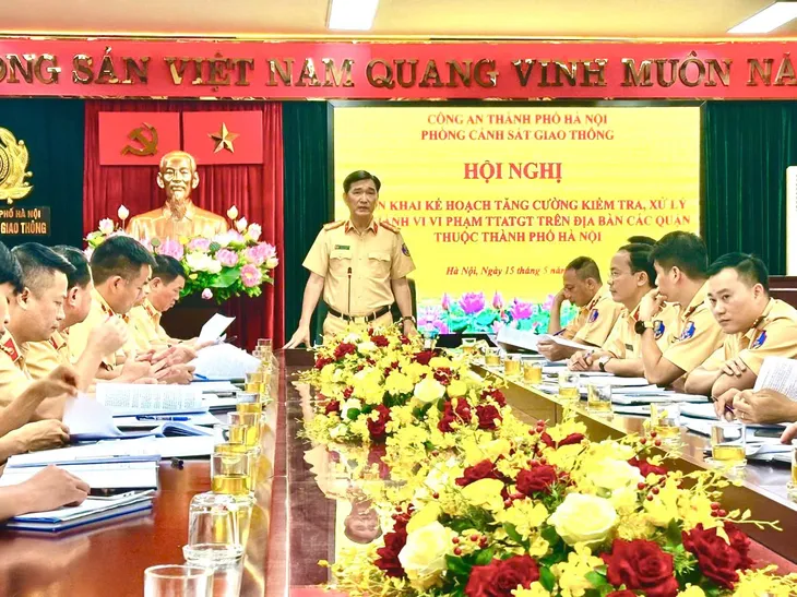 Hà Nội: 10 tổ công tác đặc biệt xử lý vi phạm trật tự an toàn giao thông phát huy hiệu quả - Ảnh 1. Hà Nội: 10 tổ công tác đặc biệt xử lý vi phạm trật tự an toàn giao thông phát huy hiệu quả - Ảnh 1.