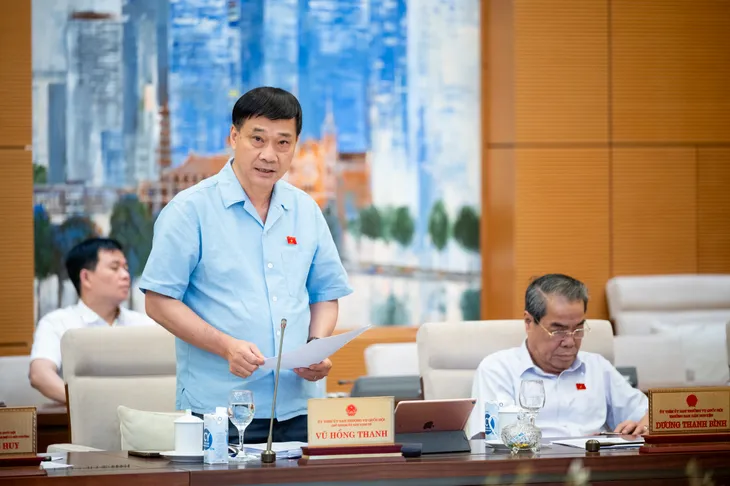 Chính phủ đề xuất đầu tư bổ sung hơn 20.000 tỷ đồng vốn nhà nước tại Vietcombank - Ảnh 1. Chính phủ đề xuất đầu tư bổ sung hơn 20.000 tỷ đồng vốn nhà nước tại Vietcombank - Ảnh 1.