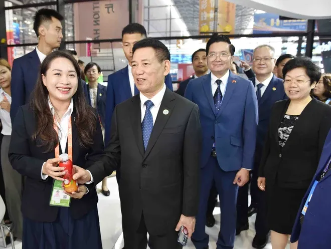 Thúc đẩy hợp tác thương mại ASEAN - Trung Quốc - Ảnh 3. Thúc đẩy hợp tác thương mại ASEAN - Trung Quốc - Ảnh 3.