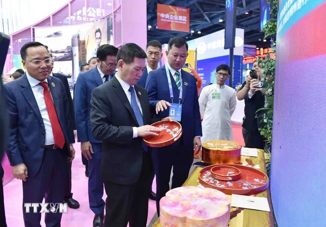 Thúc đẩy hợp tác thương mại ASEAN - Trung Quốc - Ảnh 5. Thúc đẩy hợp tác thương mại ASEAN - Trung Quốc - Ảnh 5.
