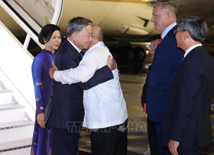 Tổng Bí thư, Chủ tịch nước Tô Lâm đến La Habana, bắt đầu thăm cấp Nhà nước Cộng hòa Cuba - Ảnh 1. Tổng Bí thư, Chủ tịch nước Tô Lâm đến La Habana, bắt đầu thăm cấp Nhà nước Cộng hòa Cuba - Ảnh 1.