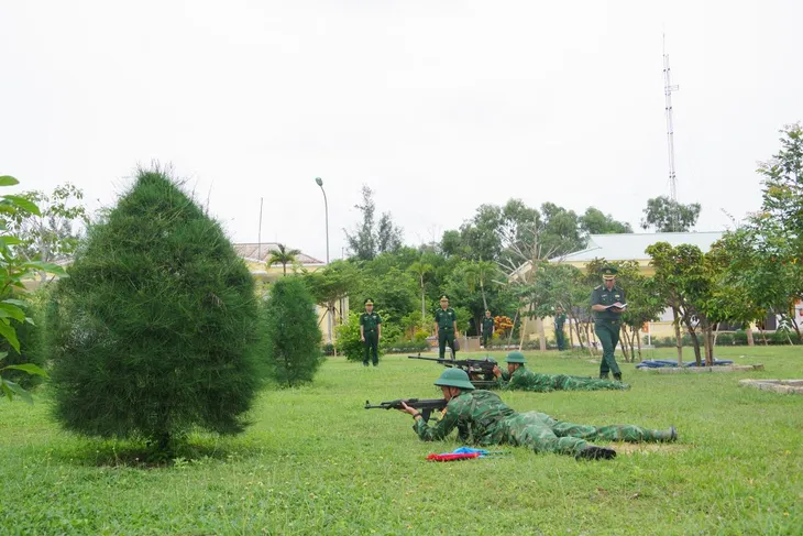Kiểm tra toàn diện công tác biên phòng tại Bộ đội Biên phòng Quảng Nam - Ảnh 4. Kiểm tra toàn diện công tác biên phòng tại Bộ đội Biên phòng Quảng Nam - Ảnh 4.