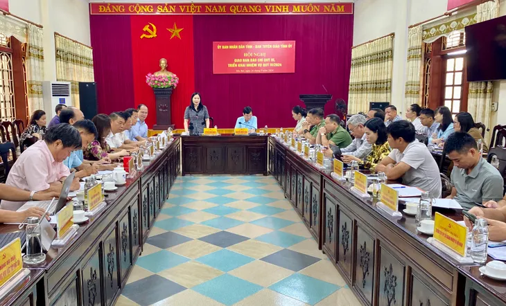 Yên Bái xem xét miễn học phí cho học sinh, sinh viên sau bão số 3 - Ảnh 1. Yên Bái xem xét miễn học phí cho học sinh, sinh viên sau bão số 3 - Ảnh 1.