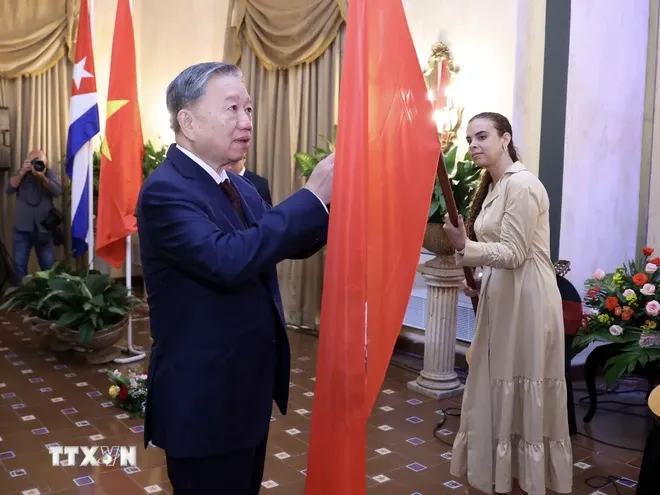 Vun đắp tình hữu nghị thủy chung Việt Nam - Cuba mãi mãi trường tồn - Ảnh 4. Vun đắp tình hữu nghị thủy chung Việt Nam - Cuba mãi mãi trường tồn - Ảnh 4.