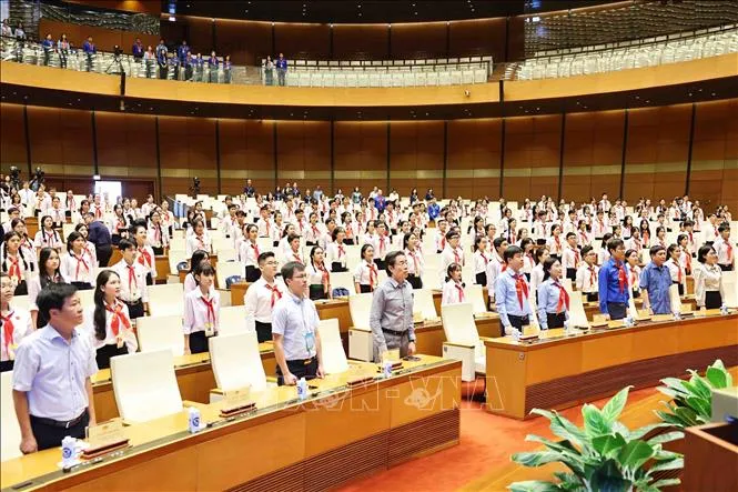 Phiên họp giả định “Quốc hội trẻ em” bàn về phòng, chống bạo lực học đường và chất kích thích - Ảnh 1. Phiên họp giả định “Quốc hội trẻ em” bàn về phòng, chống bạo lực học đường và chất kích thích - Ảnh 1.