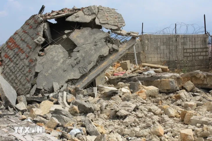 Hơn 50.000 người ở Lebanon di tản sang Syria - Ảnh 1. Hơn 50.000 người ở Lebanon di tản sang Syria - Ảnh 1.