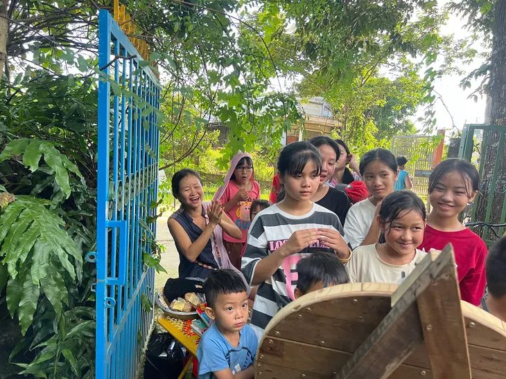 Ngày hội Workshop hướng đến lối sống bền vững cho trẻ em địa phương - Ảnh 9. Ngày hội Workshop hướng đến lối sống bền vững cho trẻ em địa phương - Ảnh 9.
