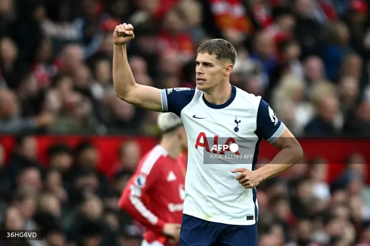 Man Utd thua bạc nhược trước Tottenham ngay tại Old Trafford - Ảnh 2. Man Utd thua bạc nhược trước Tottenham ngay tại Old Trafford - Ảnh 2.