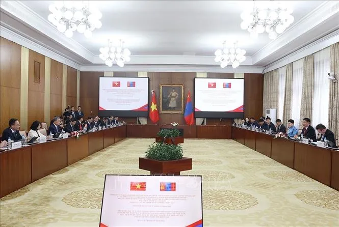 Tuyên bố chung về việc thiết lập quan hệ Đối tác toàn diện Việt Nam - Mông Cổ - Ảnh 3. Tuyên bố chung về việc thiết lập quan hệ Đối tác toàn diện Việt Nam - Mông Cổ - Ảnh 3.