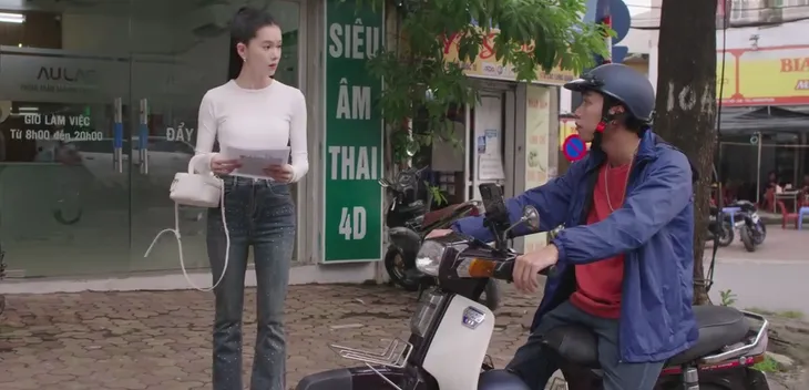 Đi giữa trời rực rỡ - Tập 44: Như đi khám thai tình cờ gặp Chải - Ảnh 2. Đi giữa trời rực rỡ - Tập 44: Như đi khám thai tình cờ gặp Chải - Ảnh 2.