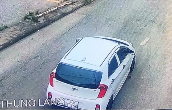 Nhóm người nước ngoài vờ đổi tiền rồi chiếm đoạt tài sản tại Ninh Bình - Ảnh 1. Nhóm người nước ngoài vờ đổi tiền rồi chiếm đoạt tài sản tại Ninh Bình - Ảnh 1.
