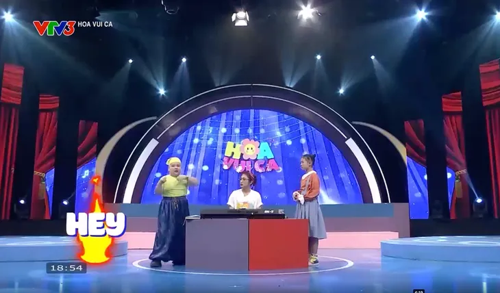 Hoa vui ca: Luyện tập ca khúc Con cào cào - Ảnh 2. Hoa vui ca: Luyện tập ca khúc Con cào cào - Ảnh 2.