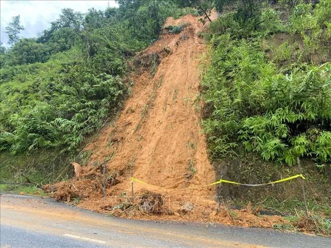 Tuyên Quang: Cảnh báo 36 xã có nguy cơ xảy ra lũ quét, sạt lở đất - Ảnh 1. Tuyên Quang: Cảnh báo 36 xã có nguy cơ xảy ra lũ quét, sạt lở đất - Ảnh 1.