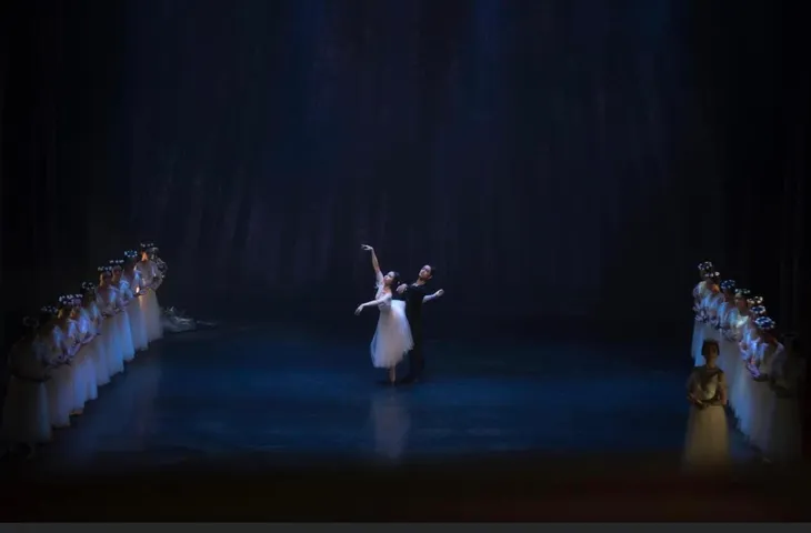 Vở ballet Gilselle tái ngộ khán giả TP Hồ Chí Minh - Ảnh 1. Vở ballet Gilselle tái ngộ khán giả TP Hồ Chí Minh - Ảnh 1.