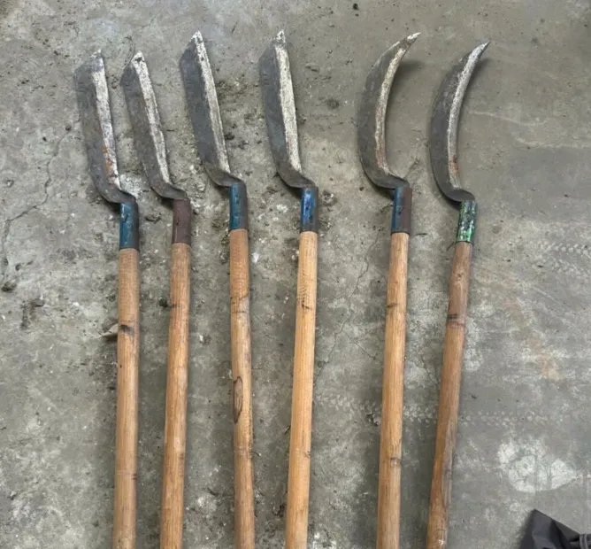 Nghĩ bị nhìn đểu, 2 nhóm thanh niên mang hung khí hẹn nhau thanh toán - Ảnh 1. Nghĩ bị nhìn đểu, 2 nhóm thanh niên mang hung khí hẹn nhau thanh toán - Ảnh 1.