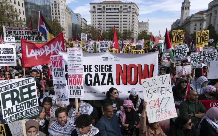 Hàng chục nghìn người biểu tình trên khắp thế giới kêu gọi ngừng bắn tại Gaza - Ảnh 1. Hàng chục nghìn người biểu tình trên khắp thế giới kêu gọi ngừng bắn tại Gaza - Ảnh 1.