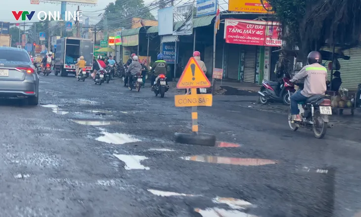 Gấp rút đẩy nhanh thủ tục, sớm sửa chữa, duy tu Quốc lộ 51 - Ảnh 1. Gấp rút đẩy nhanh thủ tục, sớm sửa chữa, duy tu Quốc lộ 51 - Ảnh 1.