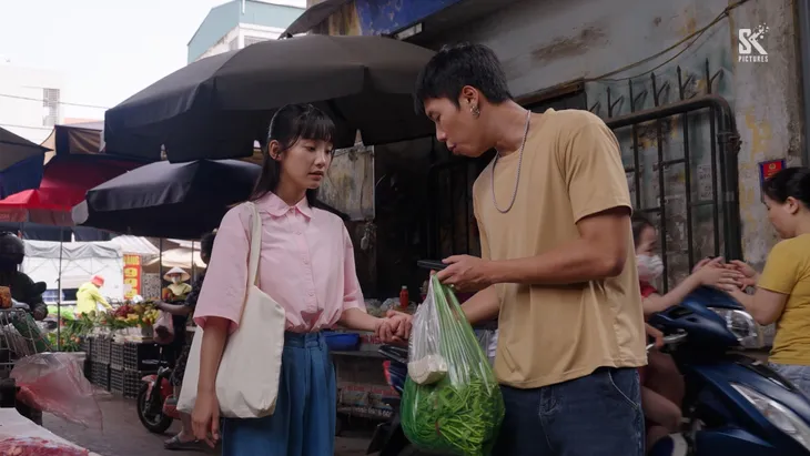 Đi giữa trời rực rỡ - Tập 49: Pu bất ngờ quay xe thể hiện tình cảm với Chải - Ảnh 4. Đi giữa trời rực rỡ - Tập 49: Pu bất ngờ quay xe thể hiện tình cảm với Chải - Ảnh 4.