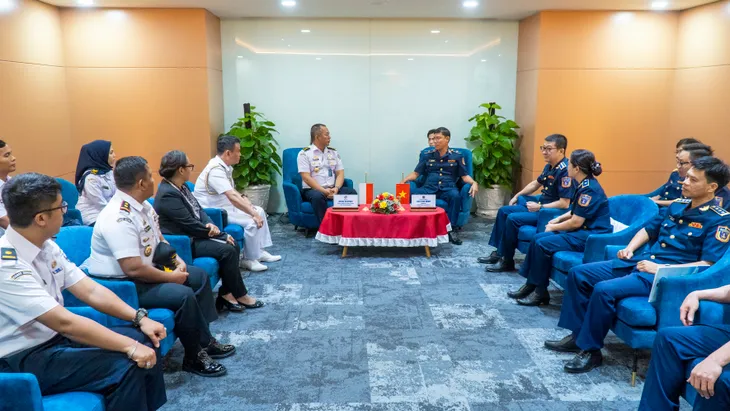 Tàu Cảnh sát biển Indonesia thăm xã giao tại Bà Rịa - Vũng Tàu - Ảnh 6. Tàu Cảnh sát biển Indonesia thăm xã giao tại Bà Rịa - Vũng Tàu - Ảnh 6.