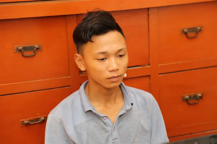 Bắt 2 đối tượng chuyên cướp giật tài sản của người đi đường - Ảnh 2. Bắt 2 đối tượng chuyên cướp giật tài sản của người đi đường - Ảnh 2.